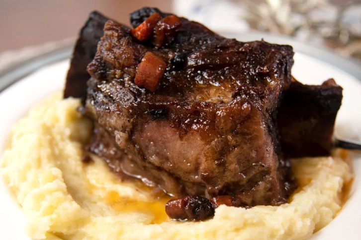 red wine beef tips slow cooker red wine beef tips slow cooker