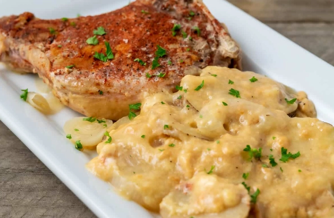 crock pot pork chops with stuffing and cream of mushroom crock pot pork chops with stuffing and cream of mushroom