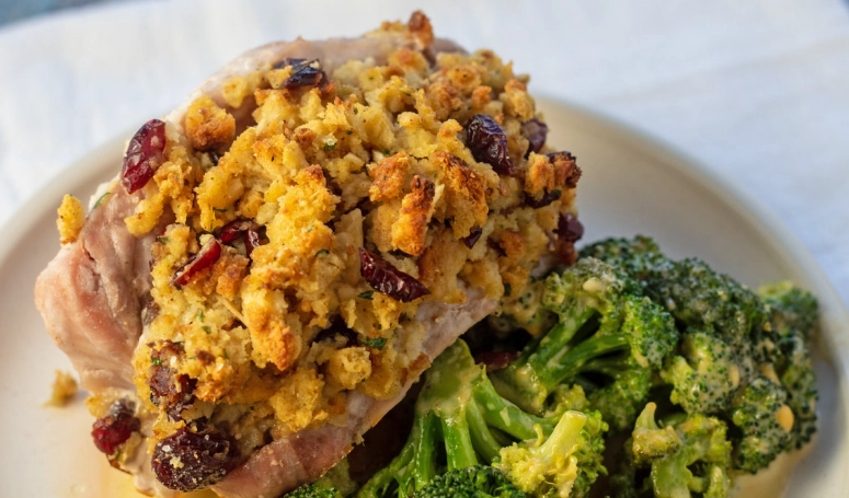 slow cooker stuffed pork chops slow cooker stuffed pork chops