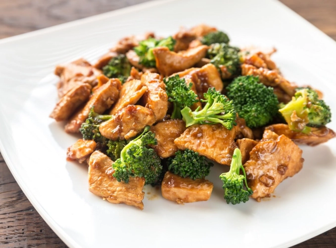 cook raw chicken and broccoli together