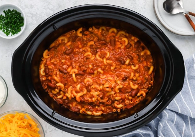 crockpot chili mac