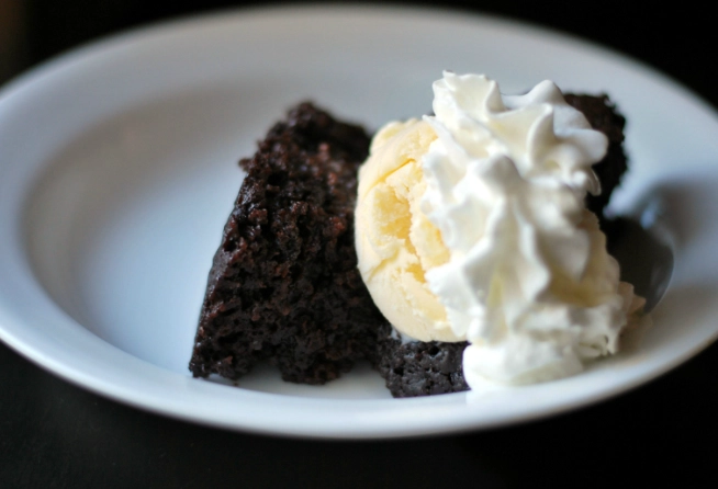 slow cooker chocolate cake slow cooker chocolate cake