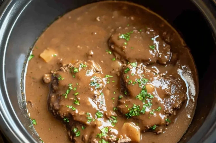 crock pot cube steak with onion soup mix