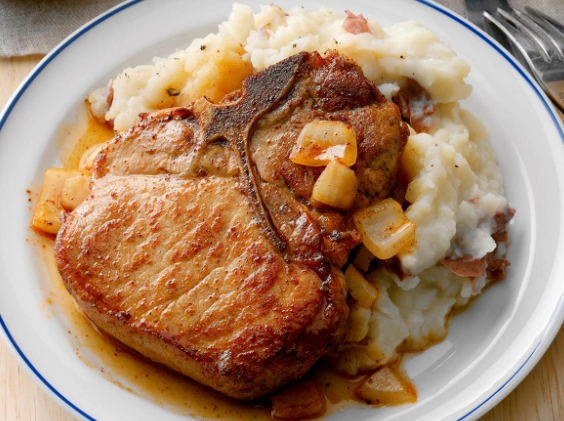 what to serve with pork chops what to serve with pork chops