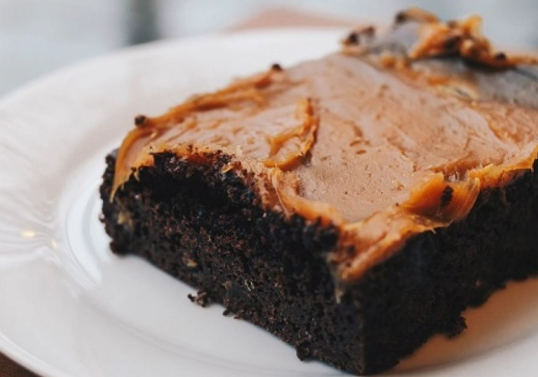 slow cooker desserts easy