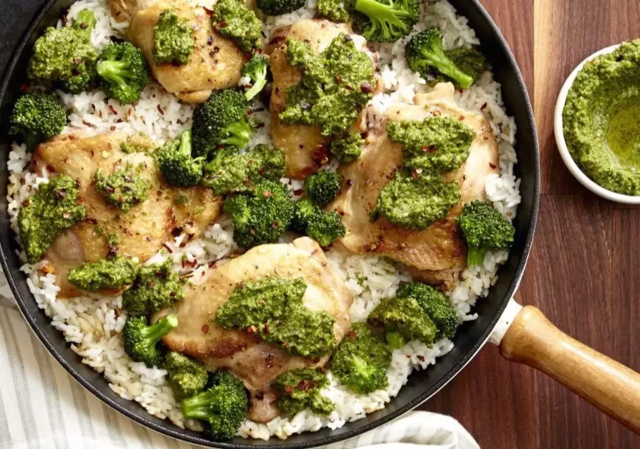 is it healthy to just eat chicken rice and broccoli is it healthy to just eat chicken rice and broccoli