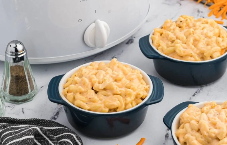 slow cooker mac and cheese slow cooker mac and cheese