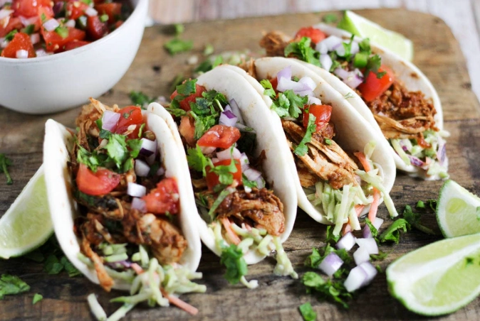 easy crockpot chicken tacos