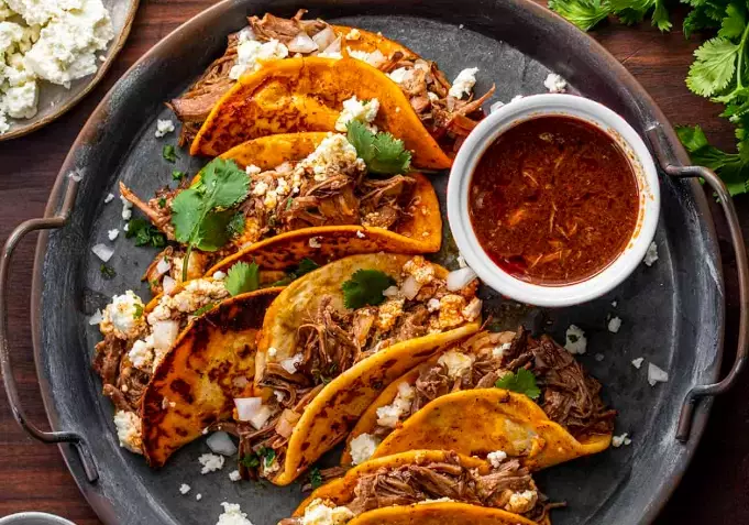 slow cooker beef tacos