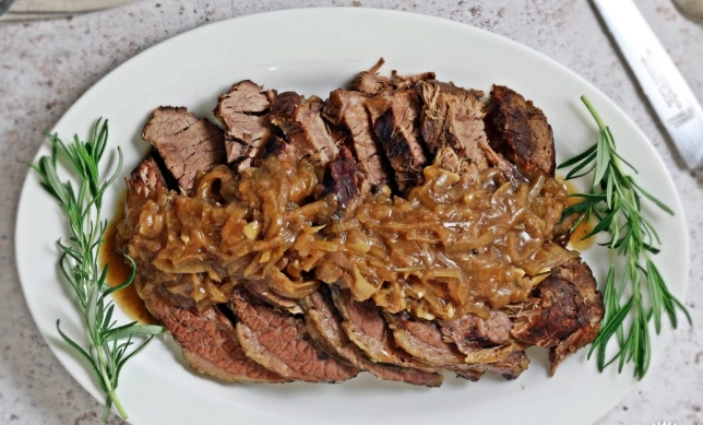 slow cooker beef brisket
