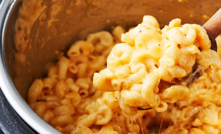 best crockpot chili mac