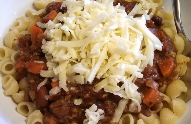 easy chili mac and cheese