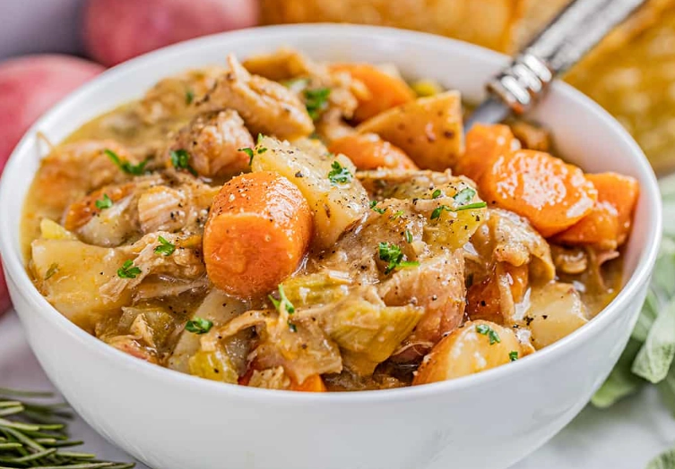 Old fashioned chicken stew recipe