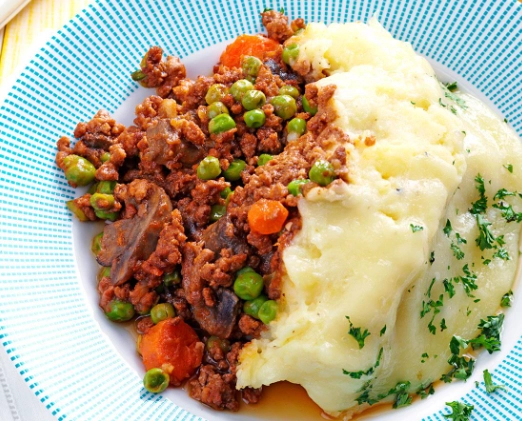 easy slow cooker shepherds pie easy slow cooker shepherds pie