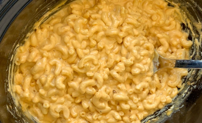slow cooker mac and cheese