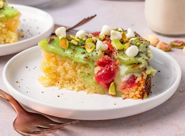 white cake mix dessert