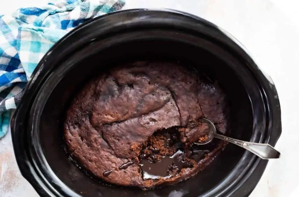 slow cooker cake