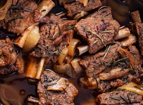 how to cook ribs in slow cooker