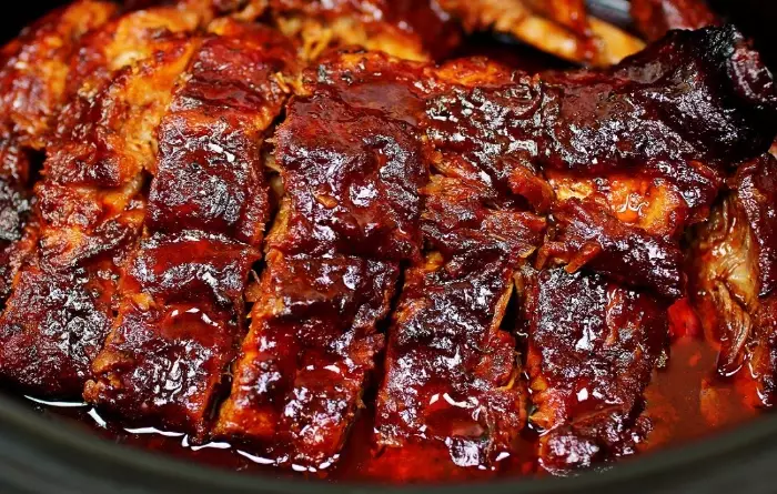 How to cook ribs so they fall off the bone slowly?