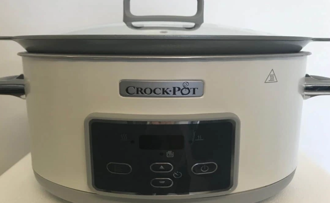 crock-pot slow cooker