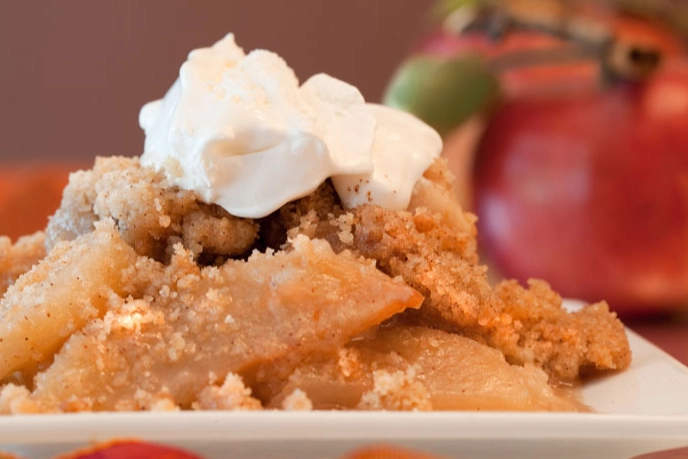 easy slow cooker apple crisp easy slow cooker apple crisp