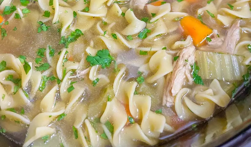 slow cooker chicken soup slow cooker chicken soup