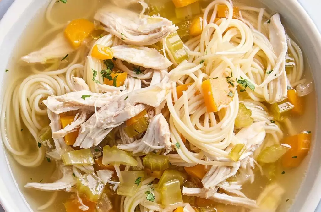 easy chicken noodle soup easy chicken noodle soup