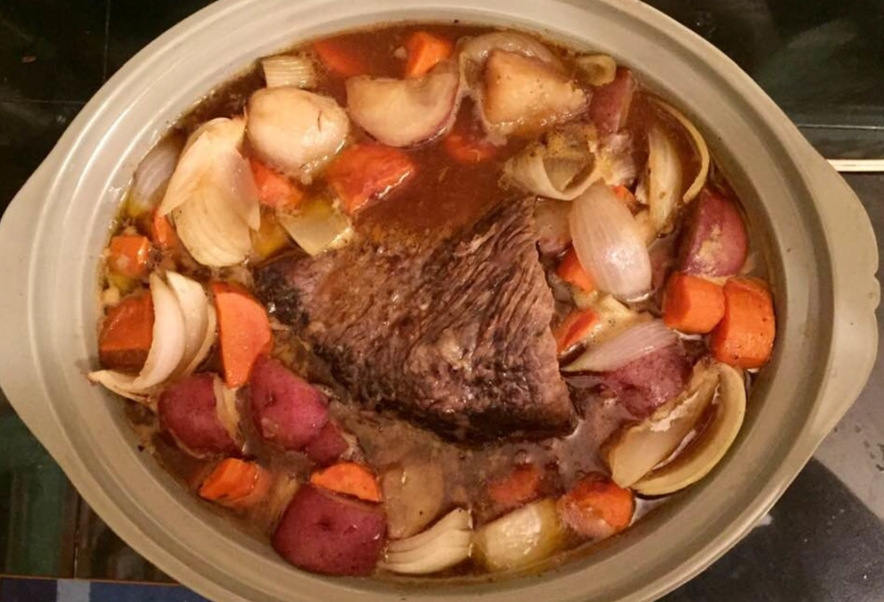 how to cook roast in crock pot