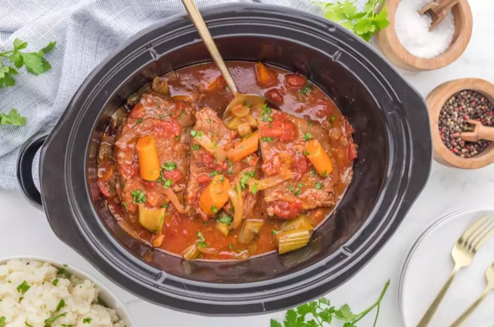 crockpot swiss steak recipe