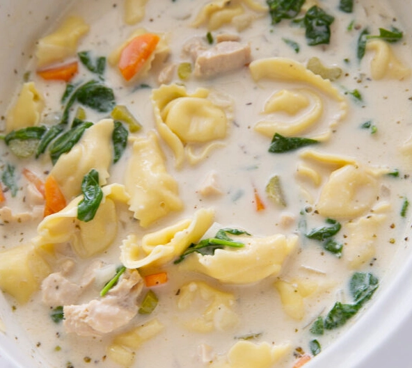 easy slow cooker tortellini soup easy slow cooker tortellini soup
