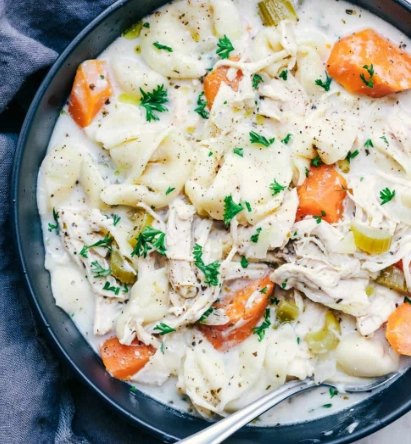 easy slow cooker tortellini soup easy slow cooker tortellini soup